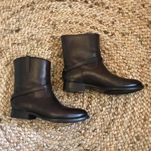 Frye Lindsay Plate Leather Short Riding Boots 6